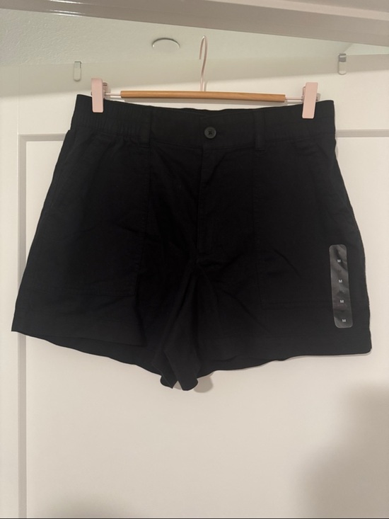 GAP Pants - NWT GAP LINEN STYLE COTTON SHORTS black square pockets